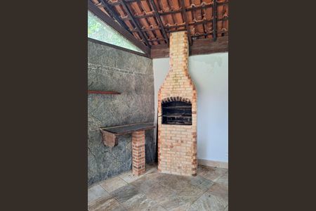 Casa de condomínio para alugar com 400m², 4 quartos e 4 vagasQuintal