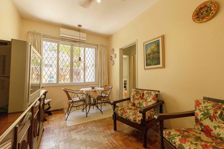 Sala de apartamento à venda com 2 quartos, 71m² em Bom Fim, Porto Alegre
