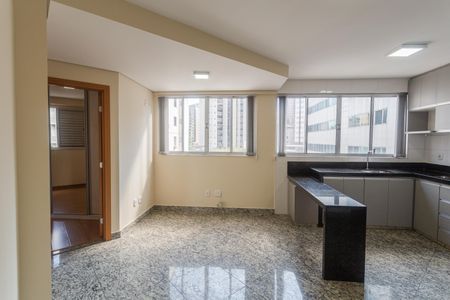 Sala de apartamento para alugar com 2 quartos, 62m² em Savassi, Belo Horizonte