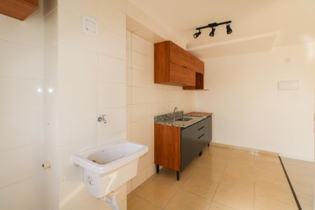 Apartamento para alugar com 54m², 2 quartos e 1 vaga Apartamento para alugar com 54m², 2 quartos e 1 vagaCozinha e Área de Serviço