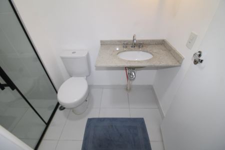 Apartamento para alugar com 64m², 2 quartos e 1 vagaBanheiro 2