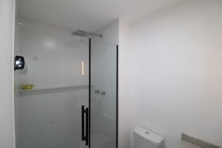 Apartamento para alugar com 64m², 2 quartos e 1 vagaBanheiro 2