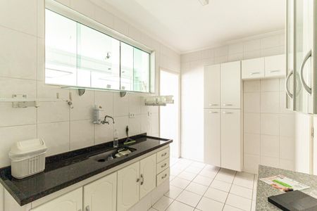 Apartamento à venda com 90m², 2 quartos e 1 vagaCozinha