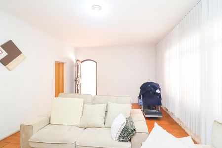 Casa para alugar com 149m², 2 quartos e 5 vagasSala