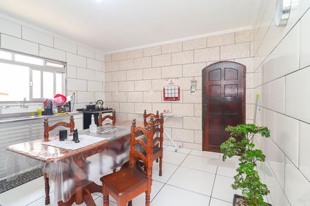 Casa para alugar com 149m², 2 quartos e 5 vagasCozinha