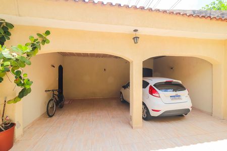Casa para alugar com 149m², 2 quartos e 5 vagasGaragem