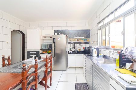 Casa para alugar com 149m², 2 quartos e 5 vagasCozinha