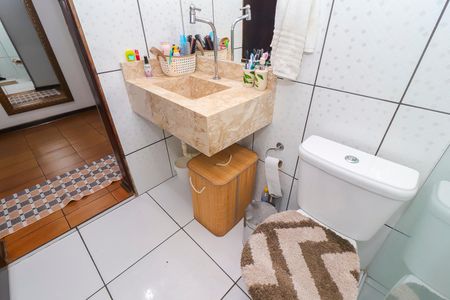 Casa para alugar com 149m², 2 quartos e 5 vagasBanheiro