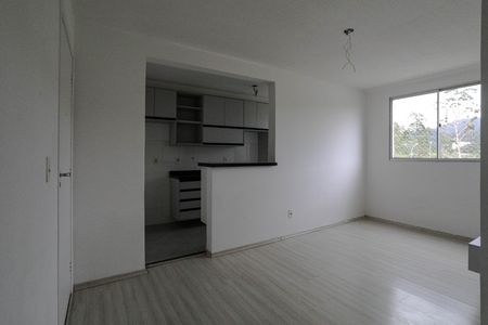 Sala de apartamento para alugar com 2 quartos, 60m² em Vila Mogilar, Mogi das Cruzes
