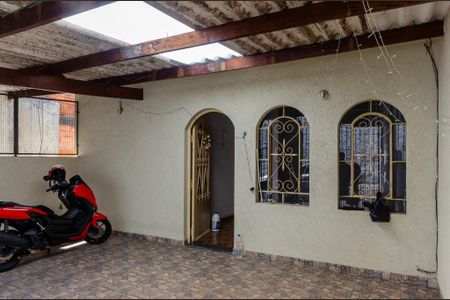 Casa à venda com 98m², 4 quartos e 2 vagasGaragem