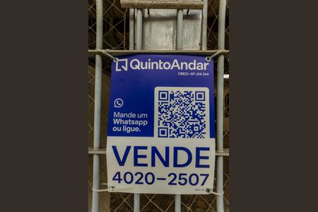 Casa à venda com 98m², 4 quartos e 2 vagasPlaca