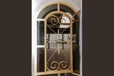 Casa à venda com 98m², 4 quartos e 2 vagasSala - Janela - Casa 1