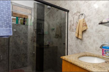 Casa à venda com 98m², 4 quartos e 2 vagasBanheiro - Casa 2