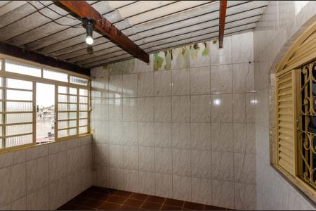 Casa à venda com 98m², 4 quartos e 2 vagasÁrea de serviço - Casa 1