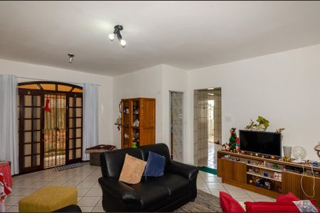 Casa à venda com 98m², 4 quartos e 2 vagasSala - Casa 2