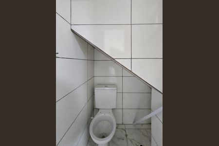 Casa à venda com 250m², 6 quartos e 4 vagasBanheiro Social - Casa 4