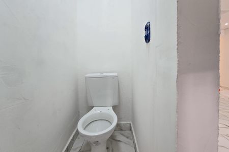 Casa à venda com 250m², 6 quartos e 4 vagasLavabo - Casa 1