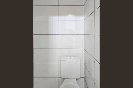 Casa à venda com 250m², 6 quartos e 4 vagasBanheiro da Suíte 1 - Casa 2