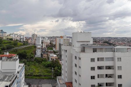 Apartamento à venda com 69m², 3 quartos e 1 vagaQuarto 1 - Vista