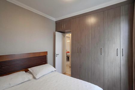Apartamento à venda com 69m², 3 quartos e 1 vagaQuarto 2