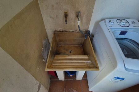 Casa à venda com 160m², 4 quartos e 2 vagasÁrea de Serviço