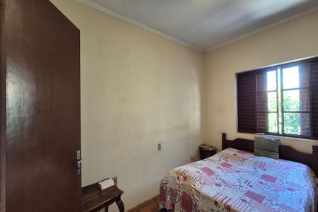 Casa à venda com 160m², 4 quartos e 2 vagasQuarto 4 - Suíte