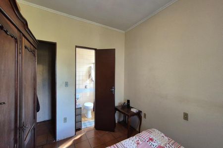 Casa à venda com 160m², 4 quartos e 2 vagasQuarto 4 - Suíte