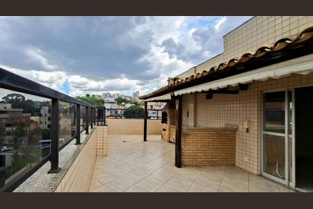 Apartamento à venda com 200m², 4 quartos e 2 vagasCobertura