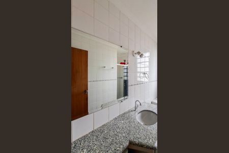 Banheiro Social de apartamento à venda com 4 quartos, 200m² em Palmares, Belo Horizonte