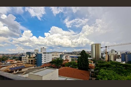 Apartamento à venda com 200m², 4 quartos e 2 vagasCobertura