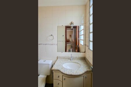 Apartamento à venda com 200m², 4 quartos e 2 vagasBanheiro da Suíte