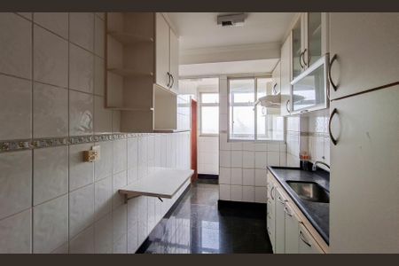 Apartamento à venda com 200m², 4 quartos e 2 vagasCozinha e Área de Serviço