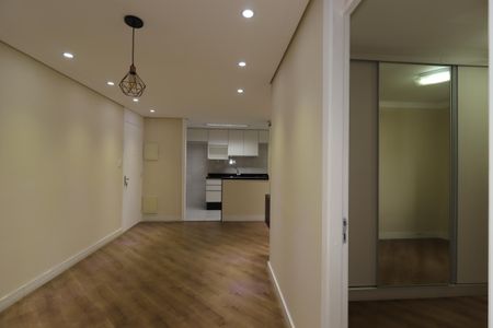 Sala de apartamento para alugar com 2 quartos, 64m² em Jardim, Santo André