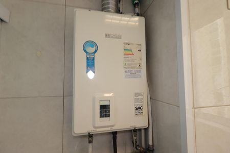 Apartamento à venda com 64m², 2 quartos e 1 vagaÁrea de Serviço - Aquecedor