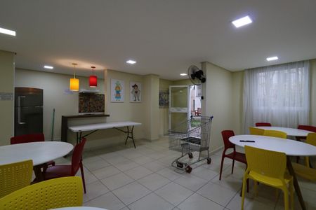 Apartamento à venda com 64m², 2 quartos e 1 vagaÁrea Comum - Salão de Festa Infantil