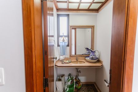 Apartamento para alugar com 200m², 4 quartos e 3 vagas Apartamento para alugar com 200m², 4 quartos e 3 vagasLavabo da Sala 1
