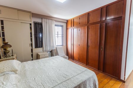 Apartamento para alugar com 200m², 4 quartos e 3 vagas Apartamento para alugar com 200m², 4 quartos e 3 vagasSuíte 1