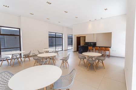Apartamento para alugar com 200m², 4 quartos e 3 vagas Apartamento para alugar com 200m², 4 quartos e 3 vagasÁrea comum - Salão de festas