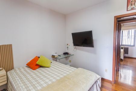 Apartamento para alugar com 200m², 4 quartos e 3 vagas Apartamento para alugar com 200m², 4 quartos e 3 vagasQuarto 3