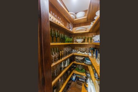 Apartamento para alugar com 200m², 4 quartos e 3 vagas Apartamento para alugar com 200m², 4 quartos e 3 vagasPrataria