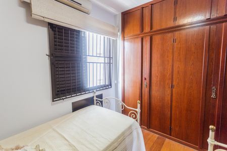 Apartamento para alugar com 200m², 4 quartos e 3 vagas Apartamento para alugar com 200m², 4 quartos e 3 vagasSuíte 2