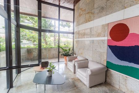 Apartamento para alugar com 200m², 4 quartos e 3 vagas Apartamento para alugar com 200m², 4 quartos e 3 vagasHall de entrada