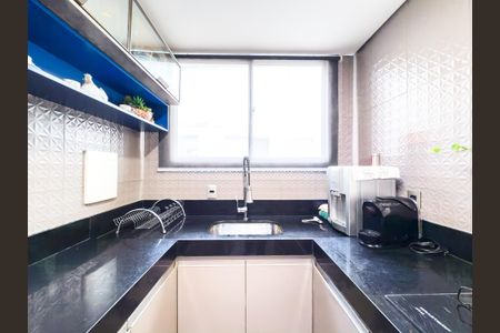 Apartamento à venda com 100m², 2 quartos e 1 vaga Apartamento à venda com 100m², 2 quartos e 1 vagaCozinha Americana