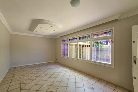 Sala de casa para alugar com 4 quartos, 200m² em Jardim Santa Maria, Guarujá