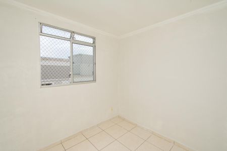 Quarto 2 de apartamento para alugar com 2 quartos, 45m² em Distrito Indutrial Doutor Helio Pentagna Guimarães, Contagem