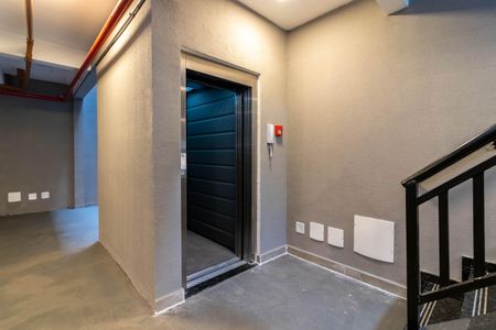 Apartamento para alugar com 32m², 1 quarto e sem vaga Apartamento para alugar com 32m², 1 quarto e sem vagaElevador