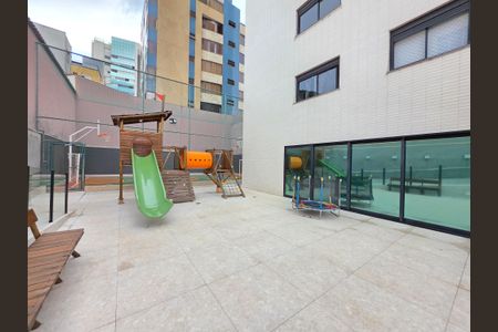 Apartamento para alugar com 147m², 3 quartos e 4 vagasPlayground 