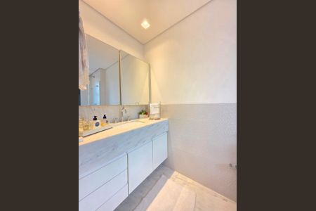 Apartamento para alugar com 147m², 3 quartos e 4 vagasBanheiro da Suíte 3