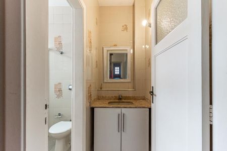 Apartamento para alugar com 69m², 2 quartos e sem vaga Apartamento para alugar com 69m², 2 quartos e sem vagaBanheiro