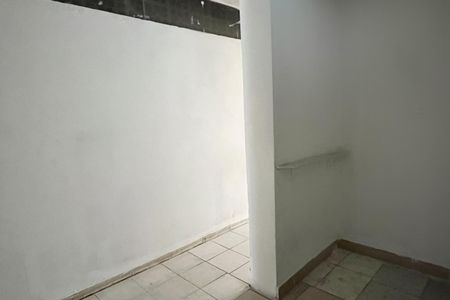 Quarto 2 de casa para alugar com 2 quartos, 55m² em Macuco, Santos